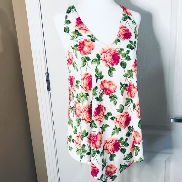 First Love | Flowy Pink & Green Floral Sleeveless Blouse Size M - Picture 5 of 5